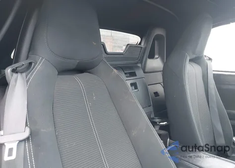 2018 Fiat 124 Spider Classica из США, поврежденный, VIN JC1NFAEK8J0134743